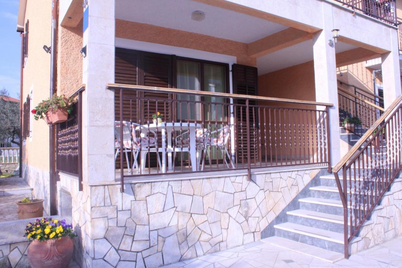 Lily'S Lovely Apartments Fazana Exterior photo